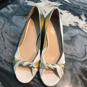Cole Haan Gold Cream Peep Toe Twist Gold Rope Wedges 7.5 AA